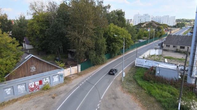 DJI Mavic Air 2 — ActiveTrack 3.0 Follow A Car (Smart Roadster)