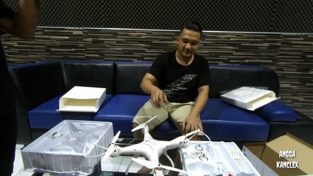 Unboxing dan cara menerbangkan DRON Syma X8PRO смотреть онлайн