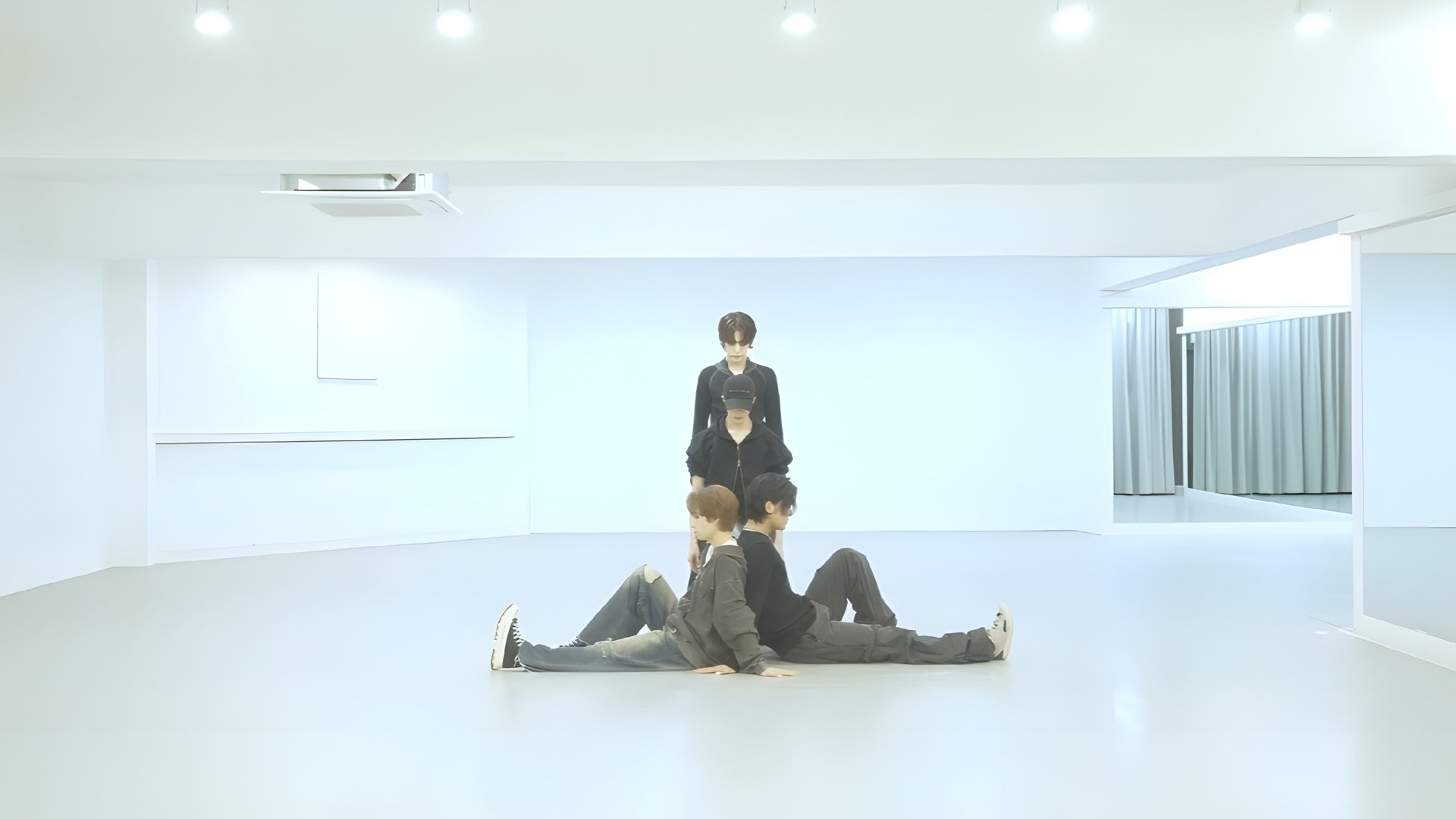 XLOV 'I'mma Be' Dance Practice