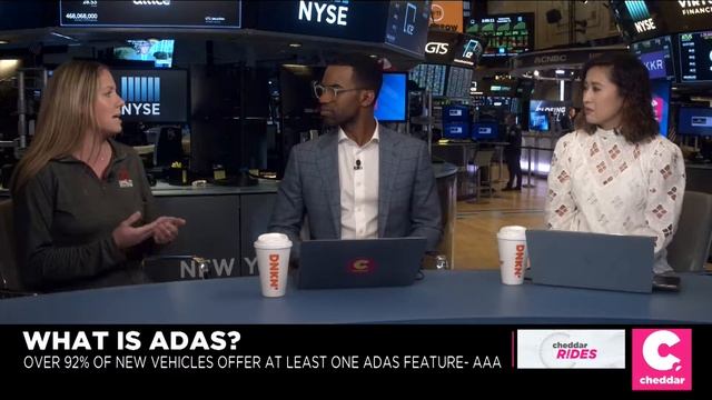 How Smarter Windshields Could Make Drivers Less Safe смотреть онлайн