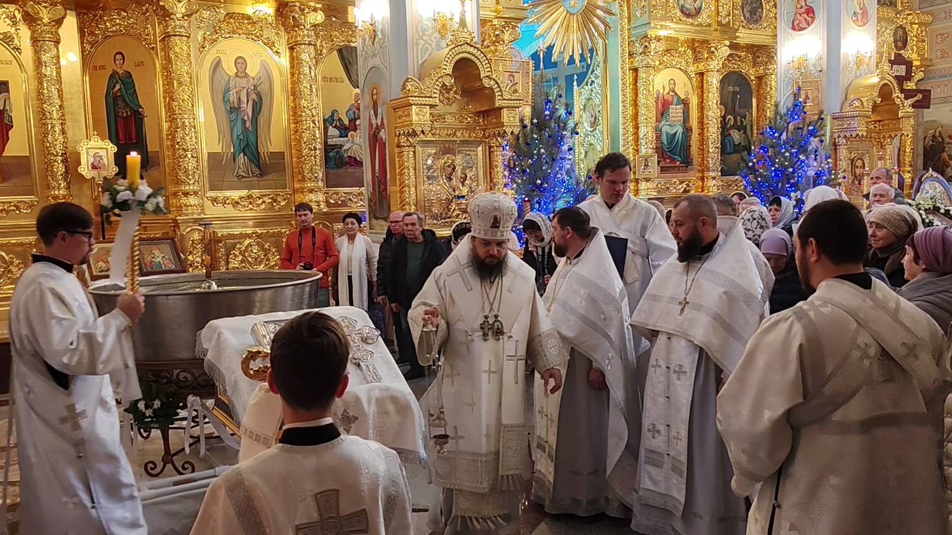 Водосвятный молебен. Регент Екатерина Артюхова. смотреть онлайн