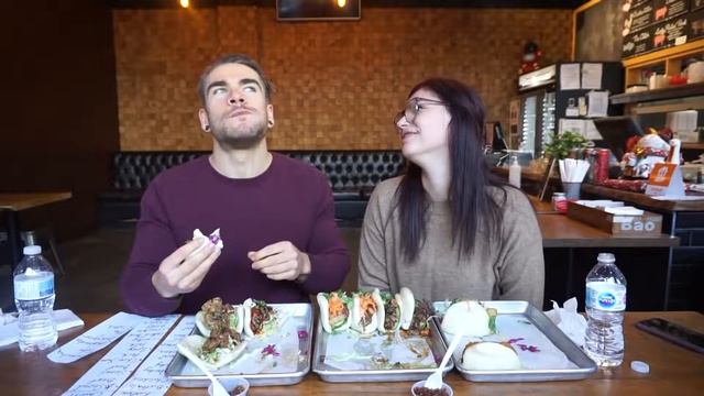 HUGE CHINESE BAO CHEAT MEAL & MUKBANG смотреть онлайн