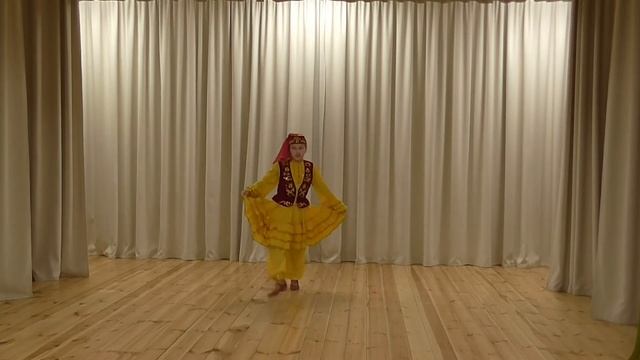 Стефанова Софья - Татарский танец смотреть онлайн