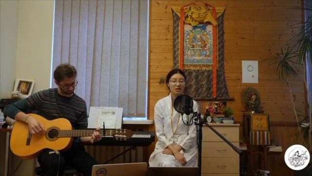 Twenty one Praises to Tara | སྒྲོལ་མ་ཉེར་གཅིག། | 二十一度母赞| Drukmo Gyal & Joosep Kõrvits смотреть онлайн