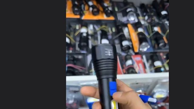 Светодиодный ручной фонарь Огонь H-307 T6+COB смотреть онлайн