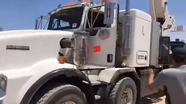 Pruebas Grua 35 tons 2005 KW смотреть онлайн