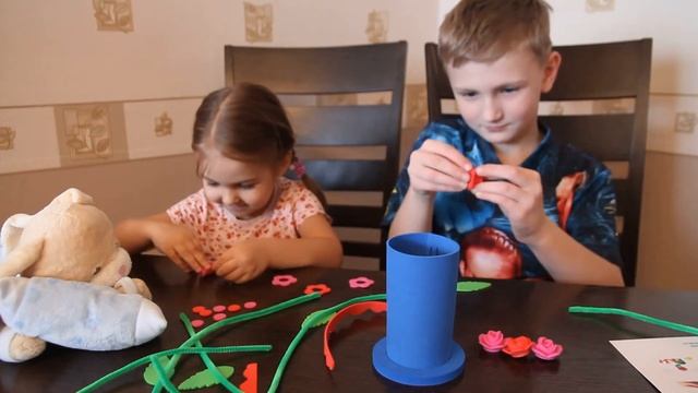 Детское рукоделие Собираем Букет из конструктора Children's crafts Collect Bouquet of designer смотреть онлайн