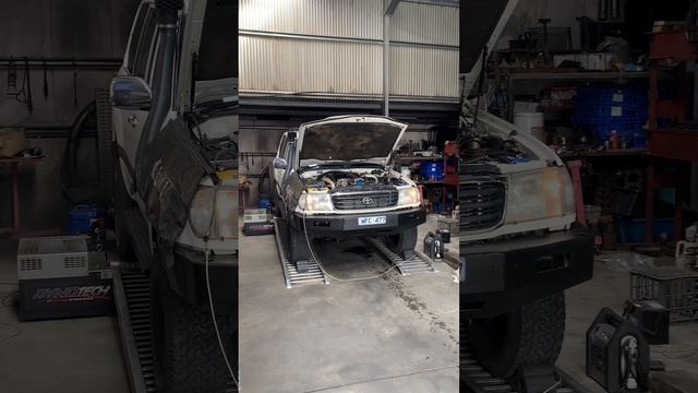 1999 Land Cruiser with 12 valve cummins swap on the dyno смотреть онлайн