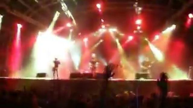 Getafe En Vivo 2011 - The Offspring - Come out and Play смотреть онлайн
