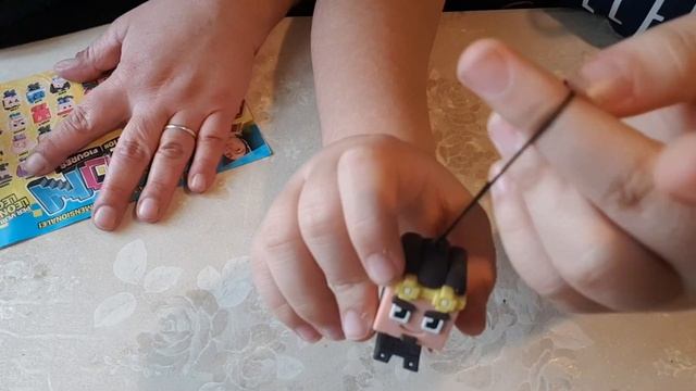 Apriamo le Action Figures di Lyon - bustine edicola смотреть онлайн