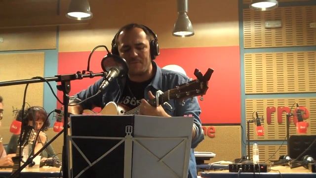 Ismael Serrano en 'Abierto hasta las 2': "Mi problema" смотреть онлайн