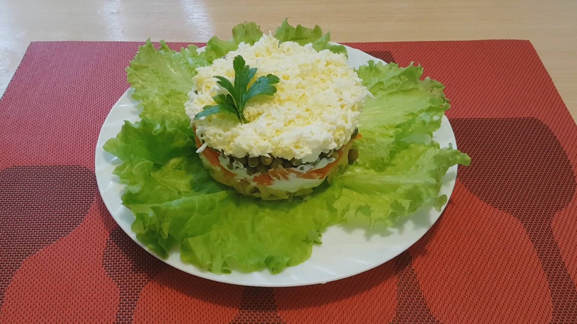 Салат из простых и доступных продуктов! смотреть онлайн