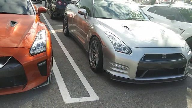 Nissan Skyline GTR смотреть онлайн