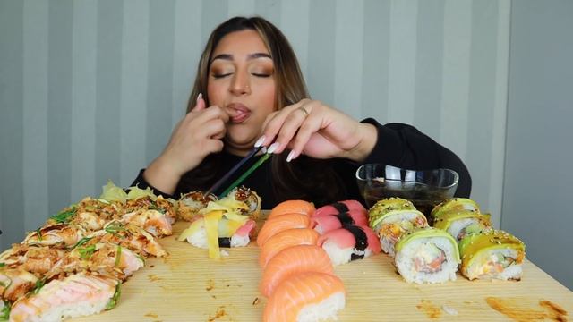 40 PIECE SUSHI MUKBANG | RAW SALMON | SALMON ABURI | TUNA NIGIRI | CRUNCHY ROLL | SHAKE ROLL смотреть онлайн