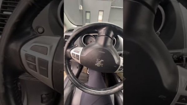 Peugeot 4007 2.2 HDI