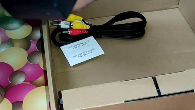 LOW PRICE 1,6, MONTHS BOX OFFER смотреть онлайн