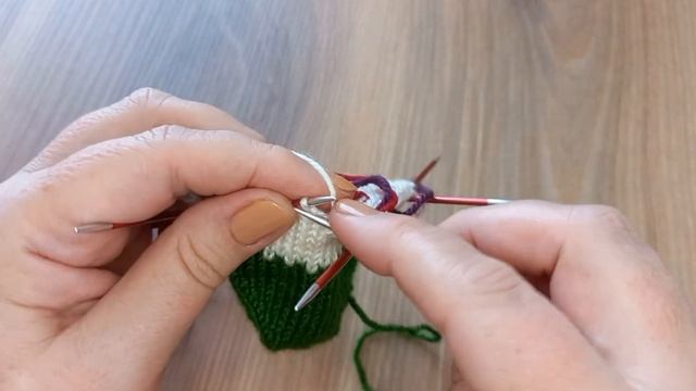 Тапочки-следочки спицами 🍇🍇 смотреть онлайн