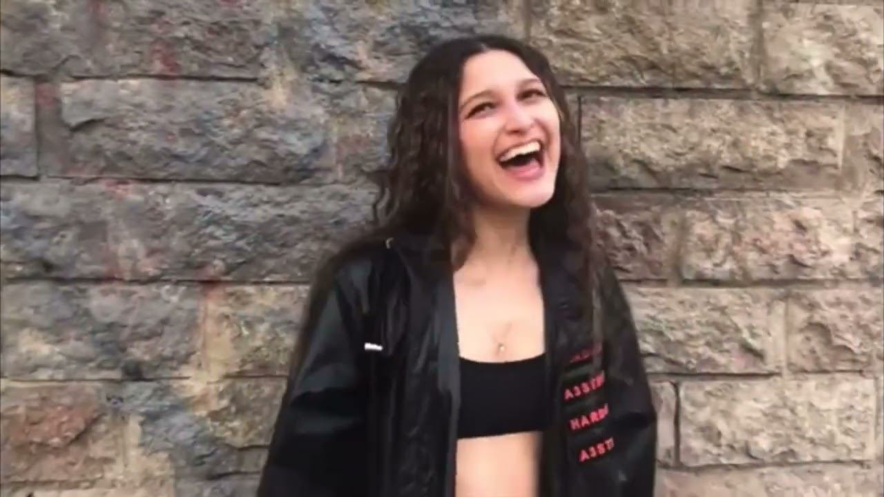 Le(ts)go // English Version