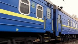 Отправление ЧС4-200 с поездом №357 Киев - Рахов