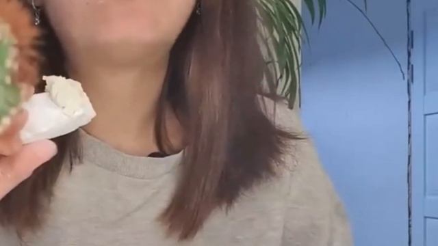 ASMR Chalk ~ асмр мел ~ мукбанг мел ~ хруст мелом ~ Eating Chalk ~ Chalky Crunch ~ топ мелоежек