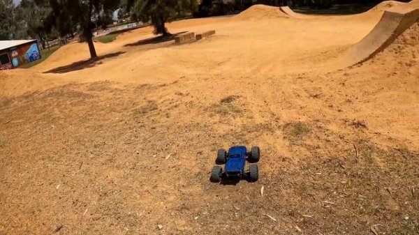 Arrma Outcast 4s Vs Arrma Kraton 4s #arrma