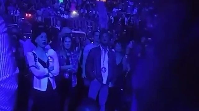 GOVASTILETO.GR: ΓΙΑ ΤΑ ΜΑΤΙΑ ΤΟΥ SEAN PENN ΤΡΑΓΟΥΔΑΕΙ Η MADONNA смотреть онлайн