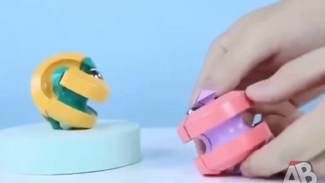 Marble Track Ball Cube Rotating Desktop Fidget Toys Compact Kids Puzzle Anti-anxiety Decompression смотреть онлайн