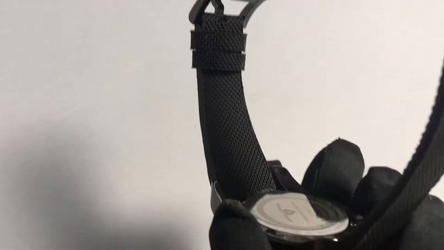 Ремешок для часов Swiss Legend из кожи и ткани Кордура смотреть онлайн