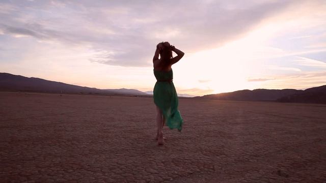 The Hanging Tree - Dance In Film