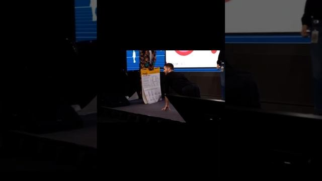 KJ Rose speaks at Google Travel смотреть онлайн