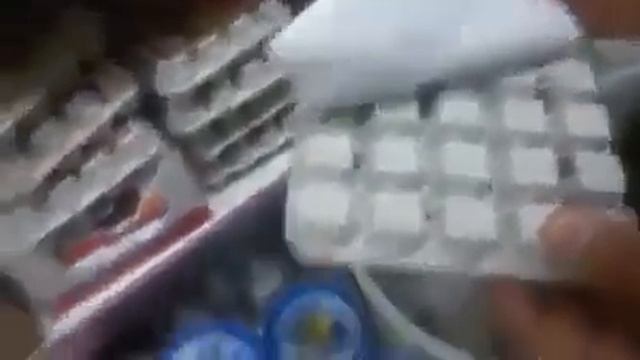 Атыраудағы сауда орталығында өріп жүрген тарақандар жұртты шошытты смотреть онлайн