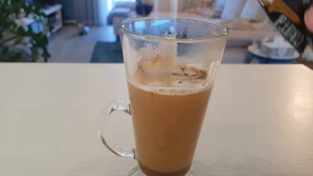 Amaroy 3 in 1 Instant Coffee Aldi Product Unboxing 2020 смотреть онлайн