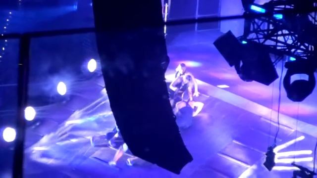 Emma - Argento adesso @ Torino - Adesso Tour смотреть онлайн