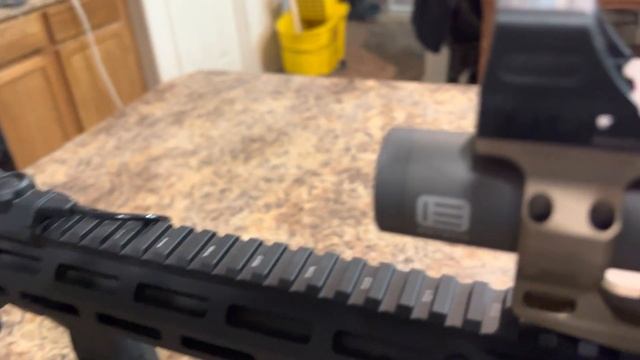 Daniel Defense DDM4 V7 PRO смотреть онлайн