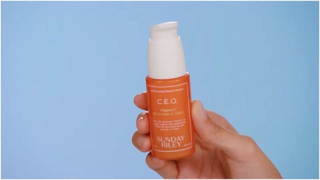 HOW to use + WHAT'S inside: CEO Vitamin C Serum | Sunday Riley смотреть онлайн