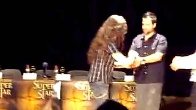 leo jimenez presentacion jesucristo super star en valencia.AVI смотреть онлайн