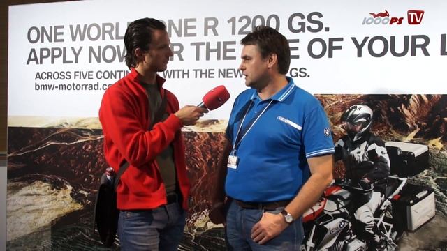 NEW BMW R 1200GS Interview & Details 2013 - Intermot 2012 смотреть онлайн