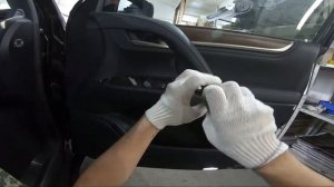 Демонтаж обшивки двери Lexus LX