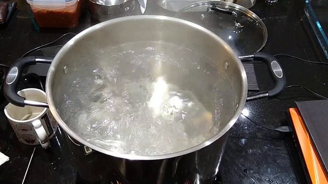 Tefal 2100 Watt Induction Boil Test смотреть онлайн