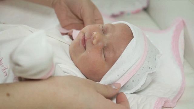 Выписка из роддома смотреть онлайн