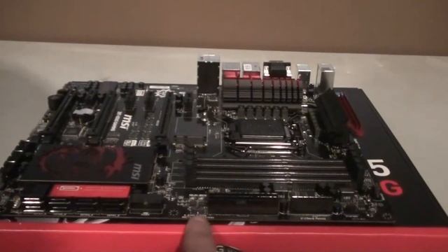 MSI Z87-GD65 Gaming Motherboard Unboxing & Overview смотреть онлайн