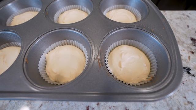 ANABOLIC MINI CHEESECAKES | Simple High Protein Cheesecake Recipe! смотреть онлайн