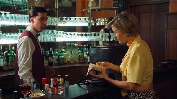 UN HOMBRE LOBO AMERICANO EN PARÍS【1997】