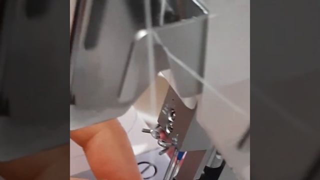 SİNGER OVERLOK 14SH600 SERIES İLE İLGİLİ MERAK EDILEN HER ŞEY ! смотреть онлайн