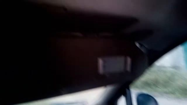 Приклеенный козырек.