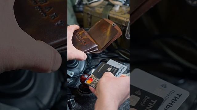 Интересный бумажник с монетницей от Berhart goods смотреть онлайн