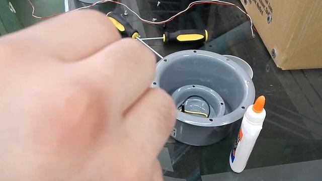 Repairing A Blown Atlas APF-15 Flanged Horn Loudspeaker смотреть онлайн