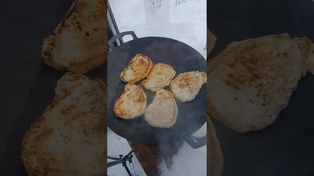 Мясные стейки на садже Помидоры на шампурах укутанные в бекон #food #еда #мясо смотреть онлайн