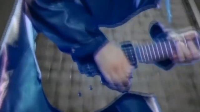 Дворник листву метет смотреть онлайн