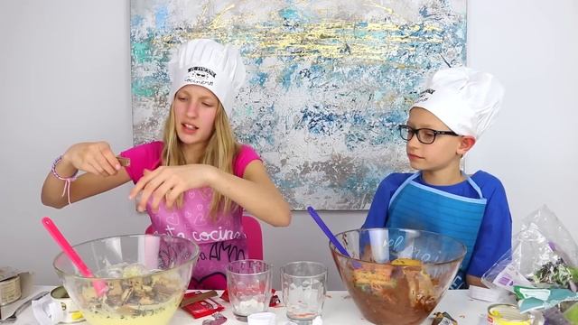 VANILLA vs. CHOCOLATE CAKE CHALLENGE! смотреть онлайн